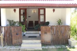 Sea and Surfing Villa