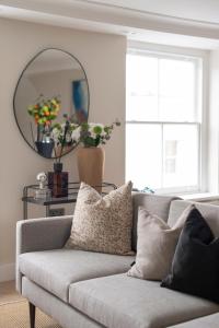 Iconic Portobello Rd Flat by Notting Hill Bookshop