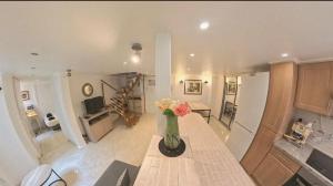 Cosy Duplex au Port du Vieux Nice