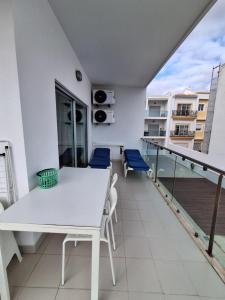 Modern apartment with sunny south facing terrace