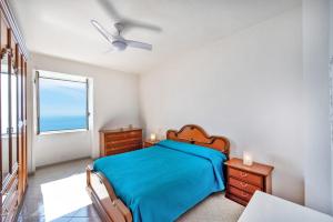 Casa Famuli, 200 steps from the road