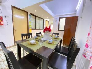 Ruma 520 Ujong Pasir by Jeffery Lam Home Management