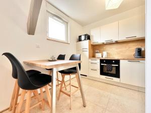 Le Ronsard - Élégance - Central