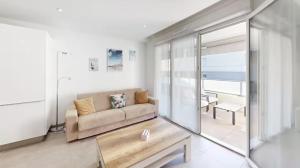 Lumineux 3 pièces avec terrasse et parking - proche plage