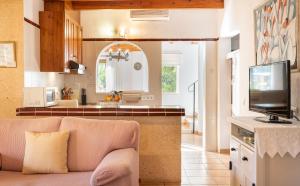 Finca SEstable by Rentallorca