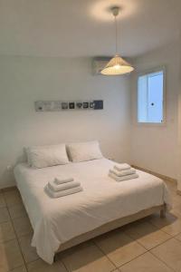 Nouvelle Villa Splendide Vue Mer sur le Beausset pour 8 Personnes avec Piscine et Petanque