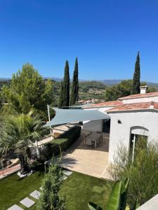 Nouvelle Villa Splendide Vue Mer sur le Beausset pour 8 Personnes avec Piscine et Petanque