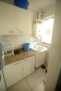 Apartamento do Sol - 2 quartos, completo, 300m da praia