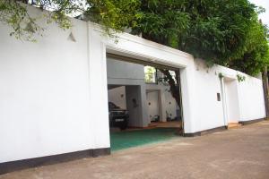 Colombo Mango Shade Pool Villa