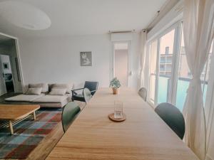Stopover in Reims - 3 bedroom apartment - Balcony