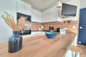 Beautiful T3 9 minutes from the beach