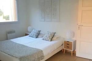 46m with terrace - residence with pool