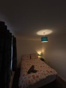 Cosy 2-Bed Maisonette-Aylesbury-Free Parking