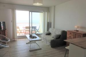 SG330-002 Appart studio - cabine 4 couchages SAINT GILLES CROIX DE VIE