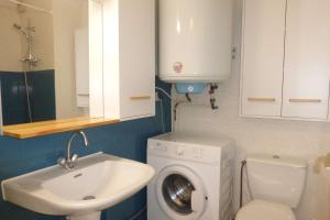 SG330-002 Appart studio - cabine 4 couchages SAINT GILLES CROIX DE VIE