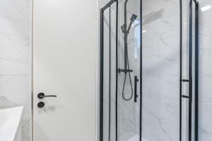 Stylish 3 Bedroom Apartment in North West London, Modern and Spacious