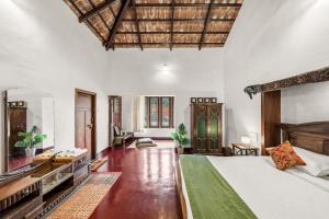 Woodway Estate by the Almanac