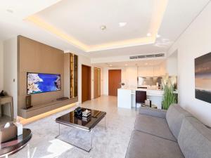 Luxurious 1 BR Apt Kempinski Central Avenue