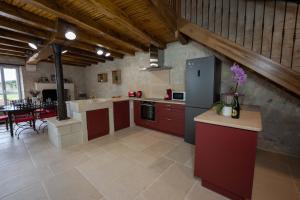 Gîte troglodyte à 15 min du Futuroscope