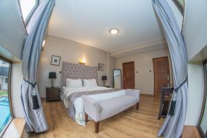 The Courtyard on Vanga Road - Lavington