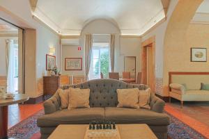Hotel Villa Sermolli