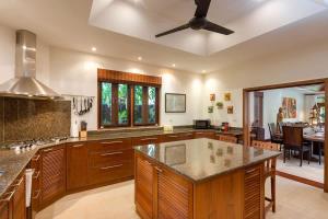 Villa Barron - Spacious Luxury Family Holiday Home