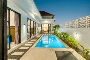 Wild Cat - Cozy Minimalist 3BR Escape in Canggu