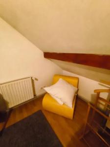 Charmant Appartement à Romilly-sur-Seine avec Jardin