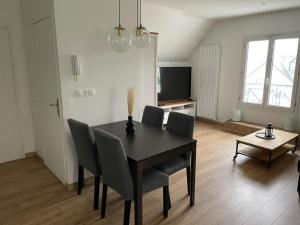 Le Convivial - Proche de Paris - 11C