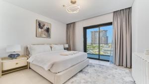 Modern 2BR in Viridian Central Park City Walk