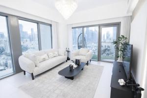 Burj Khalifa View 2BR Luxury Apartment in Dubai