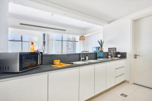 Frank Porter - Mada Residences