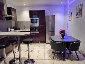 Cannes centre T3 Carré DOr calme air conditionné WiFi