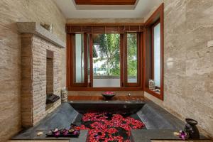 Villa Elan Luxury Surin Villa Panoramic Sea Views