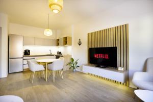 Petrov Luxury Apartment with parking