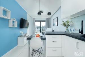 Baltic Blue Gardenia D&D Apartments