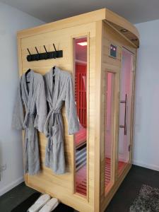 Logement cocooning avec jacuzzi and sauna privatifs