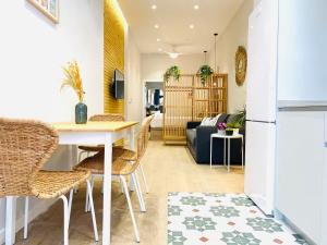 FLORIT FLATS - The Cabanyal & Port Suites
