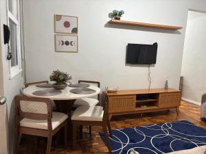 Aconchegante do Leme