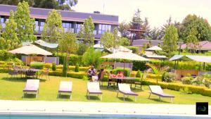 Olempiaus Gardens Hotel