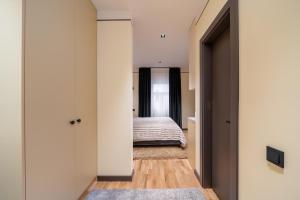 New 2026 Design Apartments with Free Parking