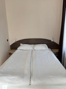 Apartments Black Horse