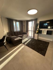 Къща за гости Алино Хаус