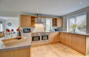 5 Bed in Croyde oc-fircon