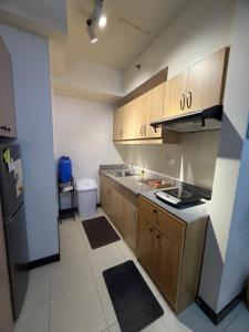 2 BR near NAIA SM BF Pool Balcony 6 guest