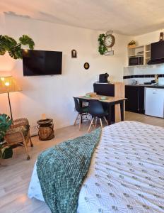 Providence - Balcon - Wifi - Linge fourni