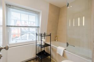 Park view Baker Street Marylebone Apartments