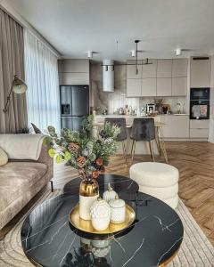 Hanza Tower PRESTIGE LUX 21 Apartments SPA & Pool & Jacussi & Sauna