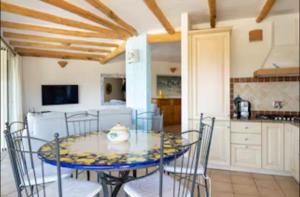 Orsa sul mare a Baja Sardinia img8