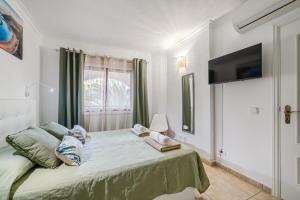 2 bedroom sea view Albatros